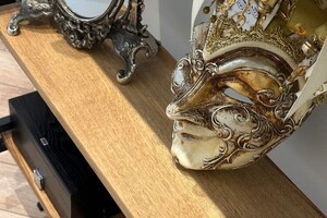 Стеллаж для офиса или гостиной на заказ